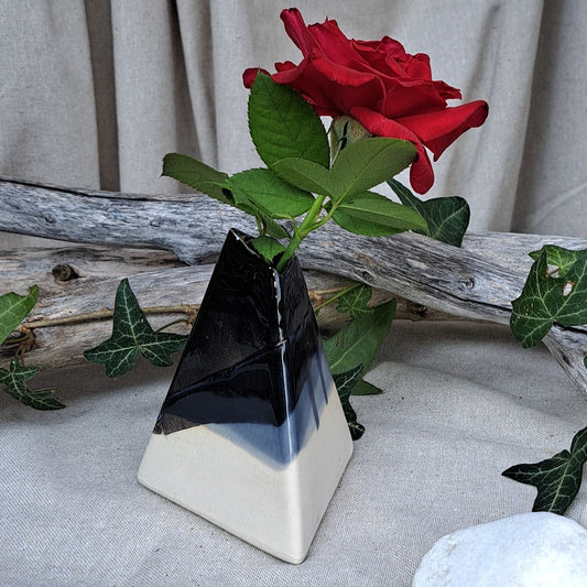 Vase en grès blanc émaillé Gris et noir