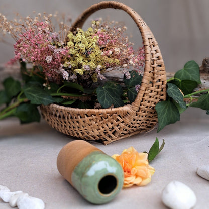 Vase en grès brun