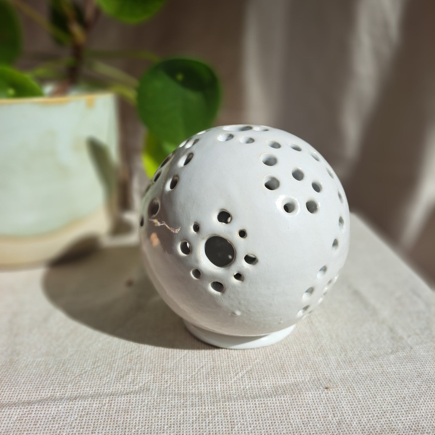 Photophore Blanc motif arabesque
