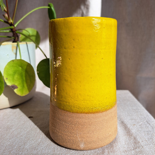 Vase Grès Brun Chamotté émaillé jaune