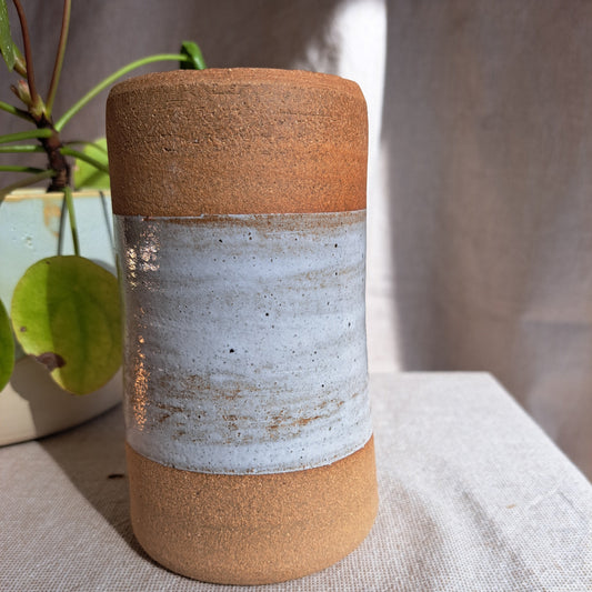 Vase Grès Brun Chamotté émaillé blanc