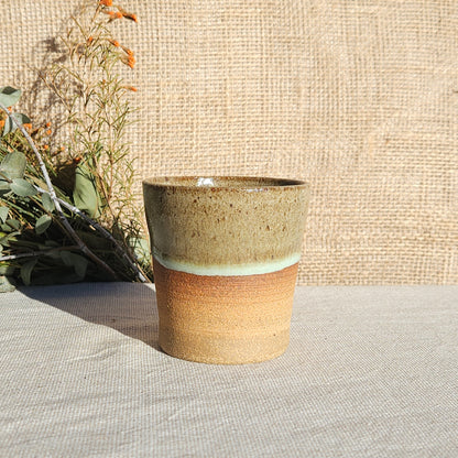 Gobelet sans anse vert olive