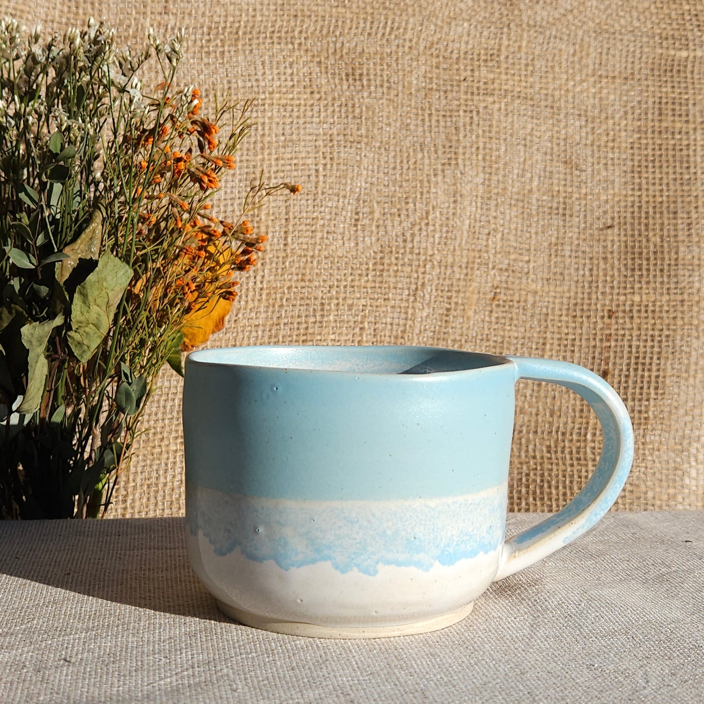 Mug Coloré en grès blanc Bleu Satiné