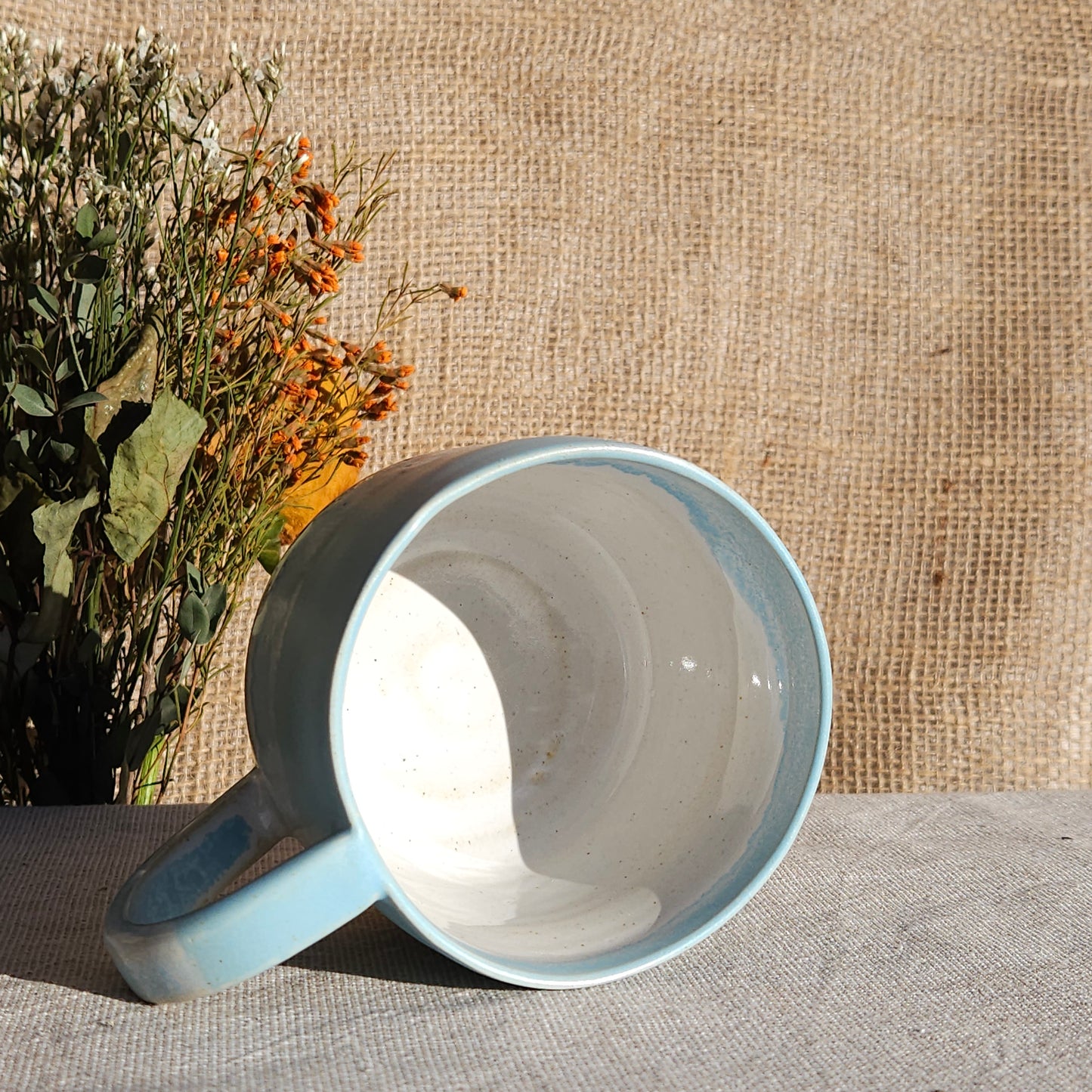 Mug Coloré en grès blanc Bleu Satiné