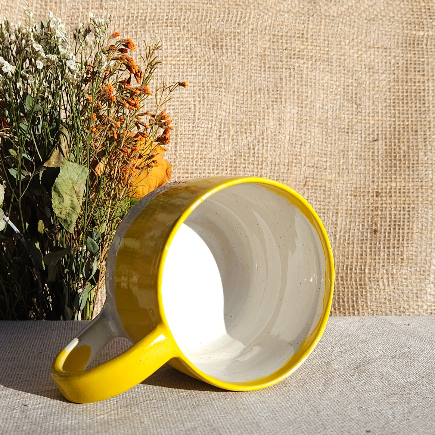 Mug Coloré en grès blanc Jaune