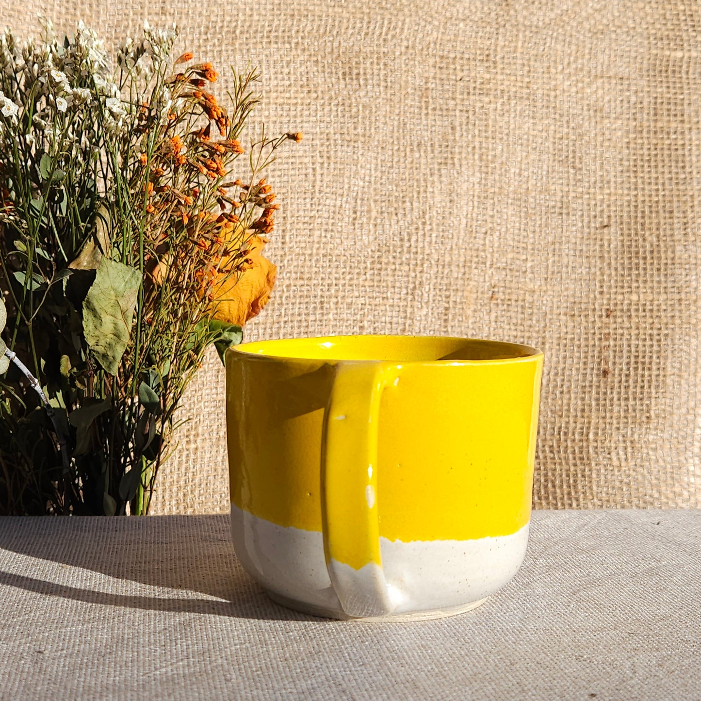 Mug Coloré en grès blanc Jaune
