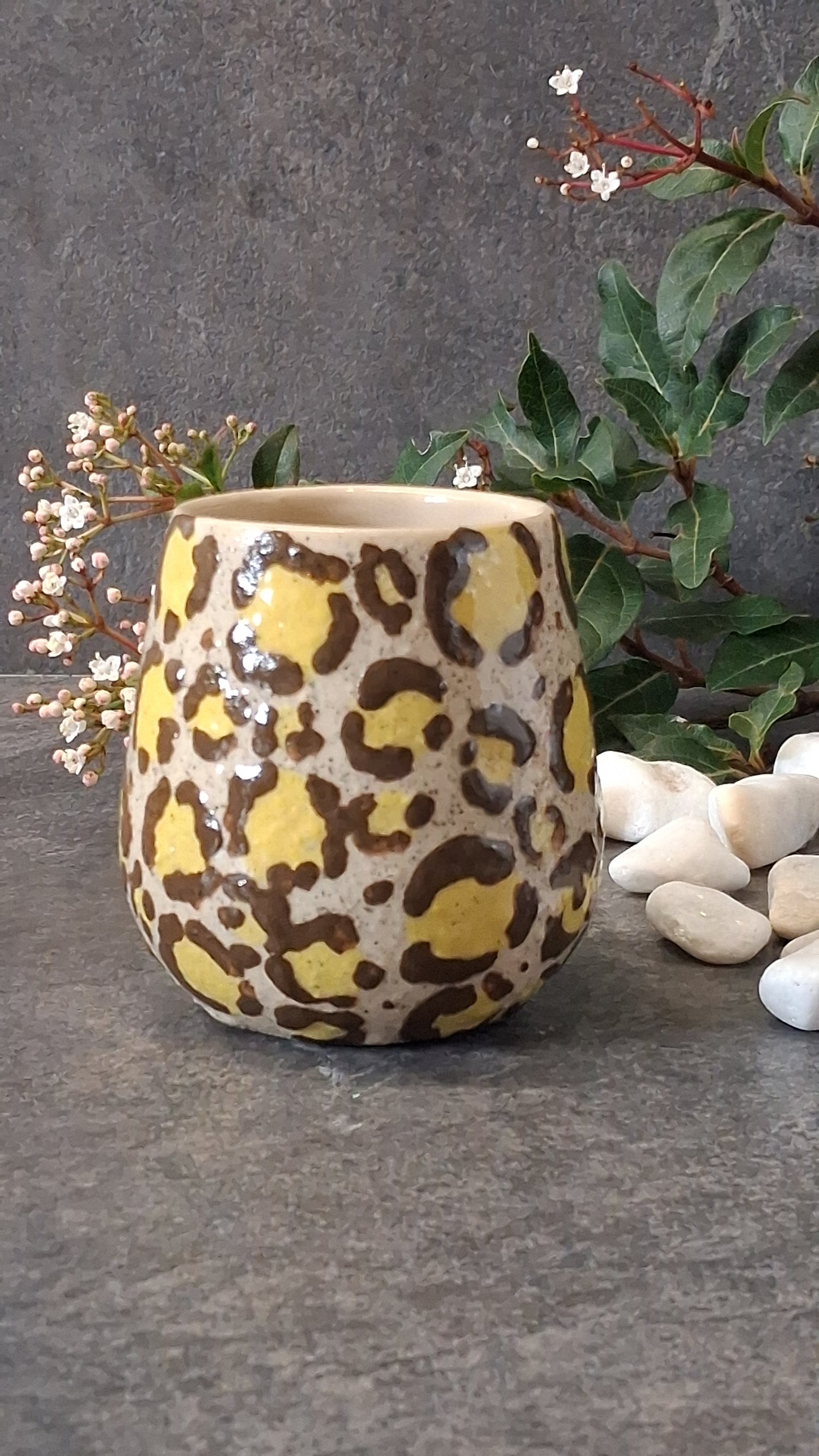 Tasse léopard texturée sans anse