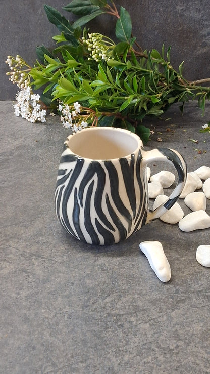 Tasse zèbre avec anse